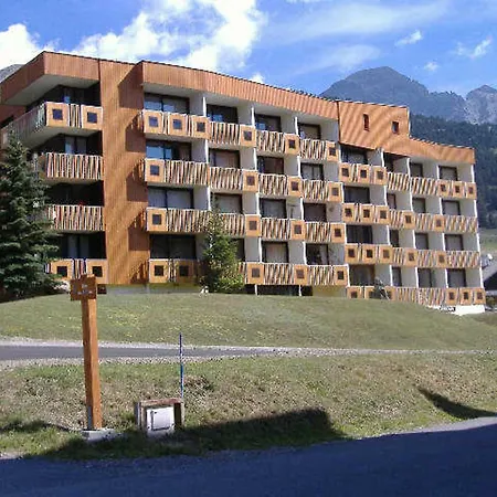 Pour 2 Pers A - Proximite Pistes Et Commerces - Parking Inclus - Petit Budget - Fr-1-445-154