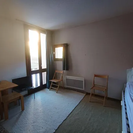 Pour 2 Pers A - Proximite Pistes Et Commerces - Parking Inclus - Petit Budget - Fr-1-445-154 Montgenevre